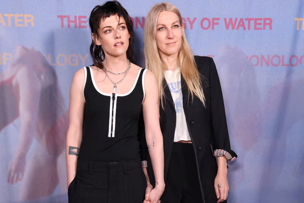 KRISTEN STEWART JUNTO A SU ESPOSA
