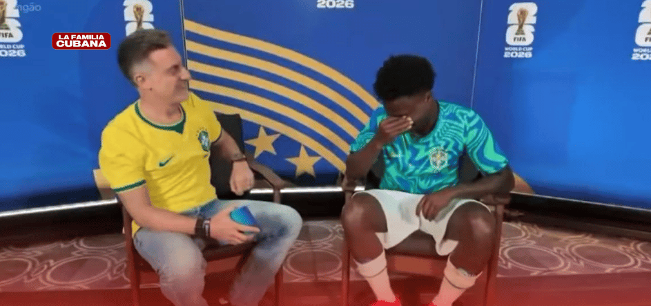 vinicius y entrevistador antes del partido contra japón