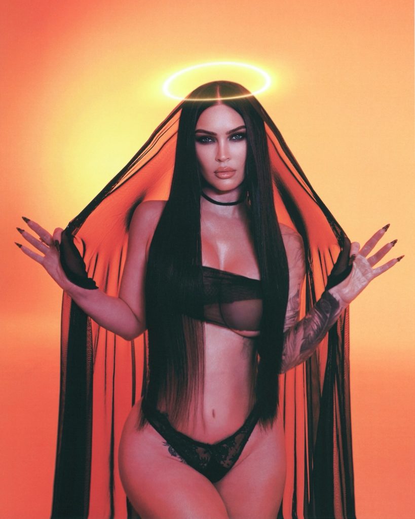 megan fox en lencería
