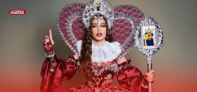 Anitta encarna a la Emperatriz del tarot en su debut europeo en Lisboa.