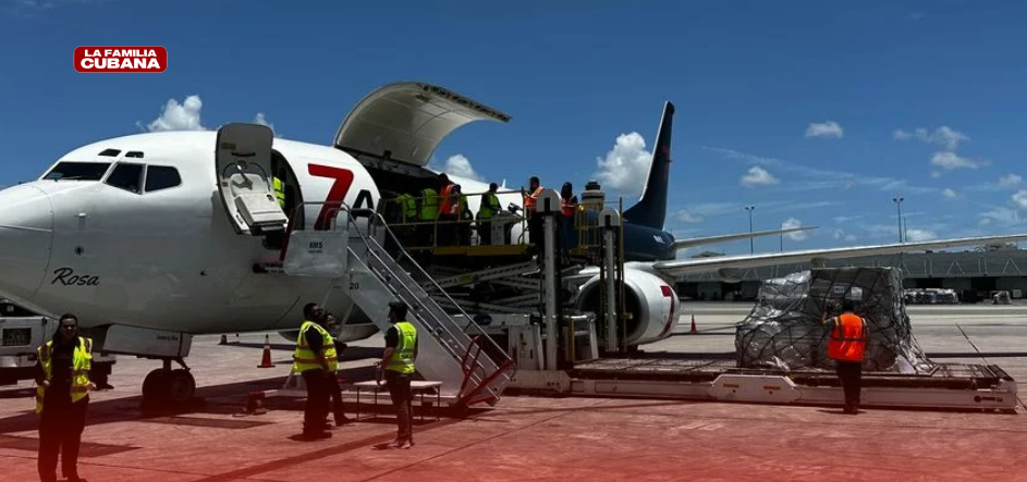 avion de ayuda humanitaria