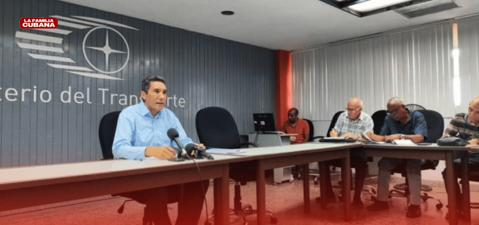 conferencia de prensa de Eduardo Rodríguez Dávila, ministro de transporte de Cuba